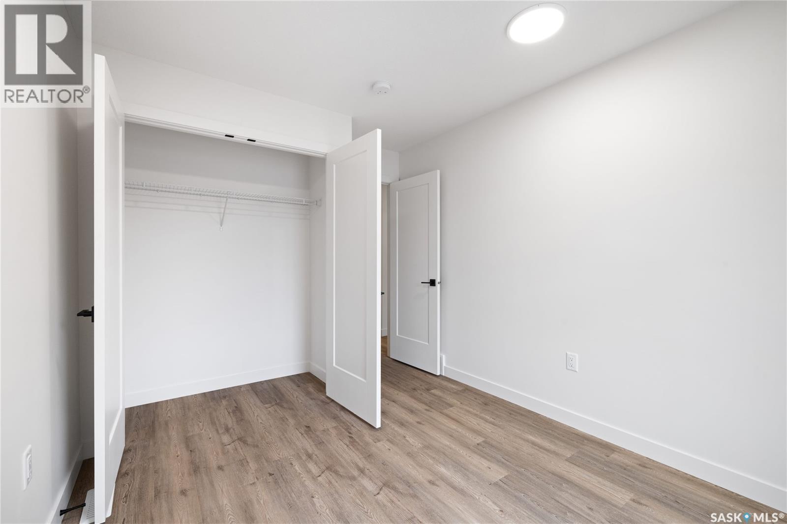 75 3Rd Avenue, Lumsden, SK - Indoor Photo Showing Other Room