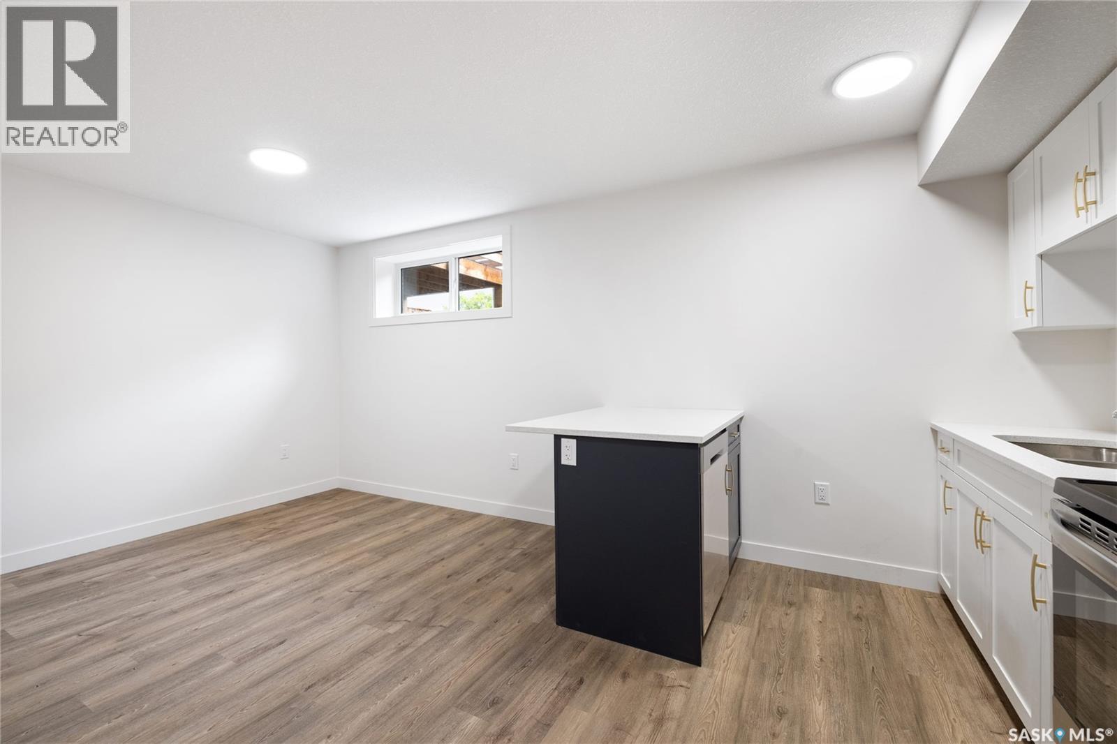 75 3Rd Avenue, Lumsden, SK - Indoor Photo Showing Kitchen