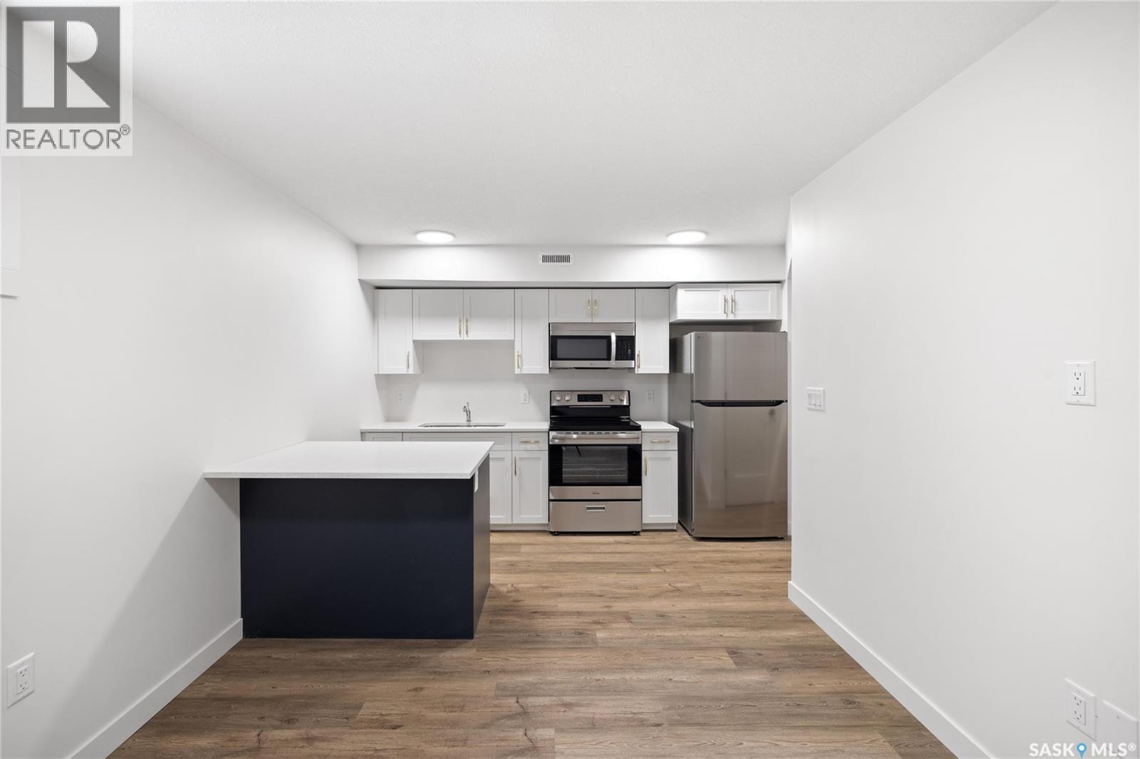 75 3Rd Avenue, Lumsden, SK - Indoor Photo Showing Kitchen