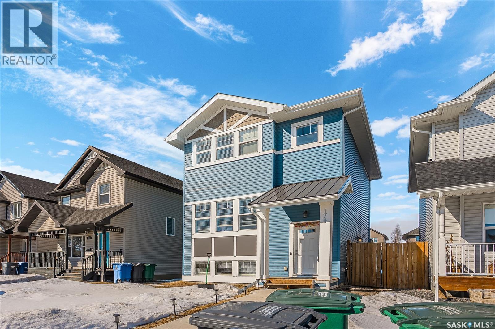170 East Hampton Boulevard, Saskatoon, SK - Outdoor