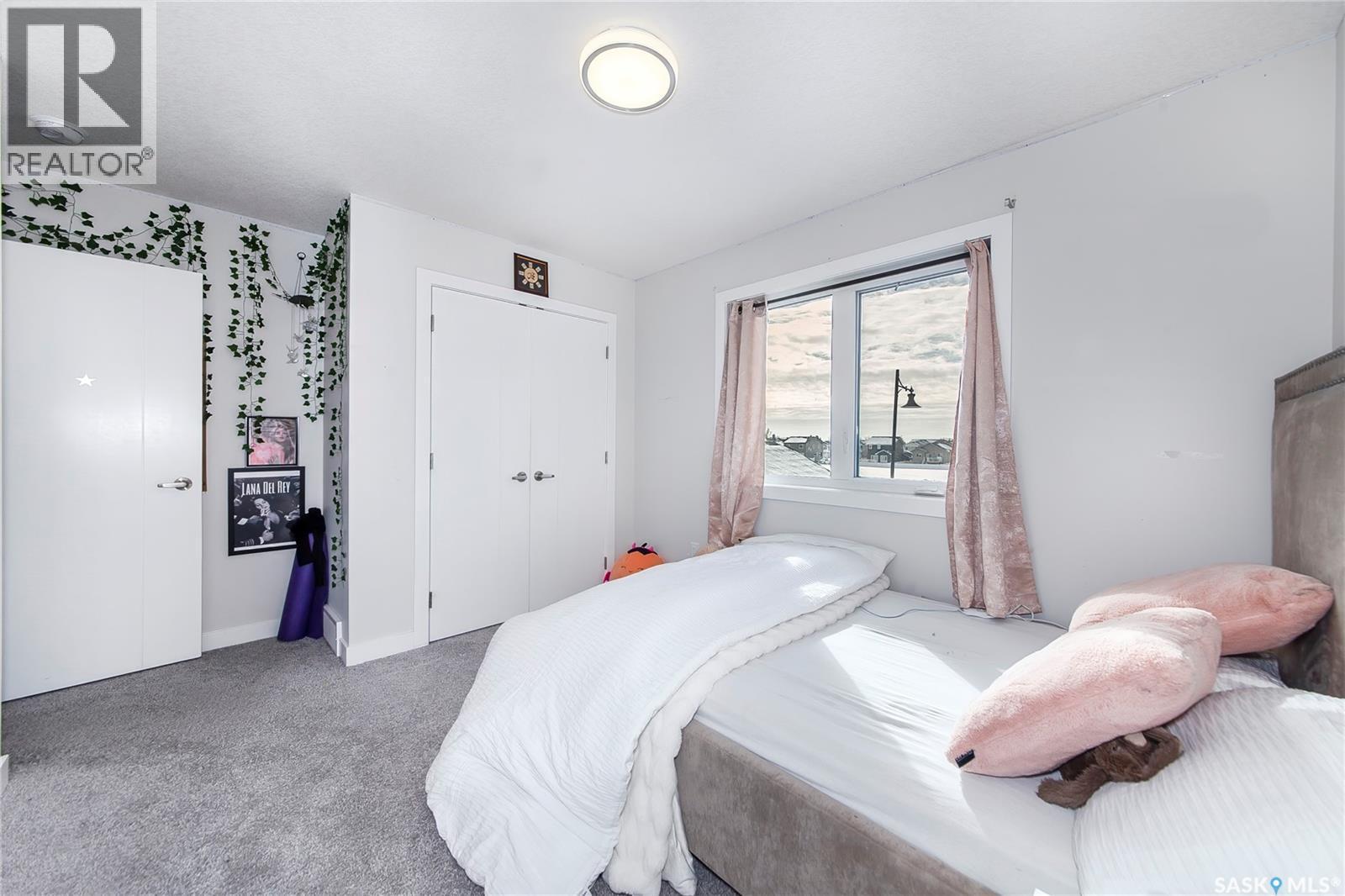 4166 Diefenbaker Drive, Saskatoon, SK - Indoor Photo Showing Bedroom