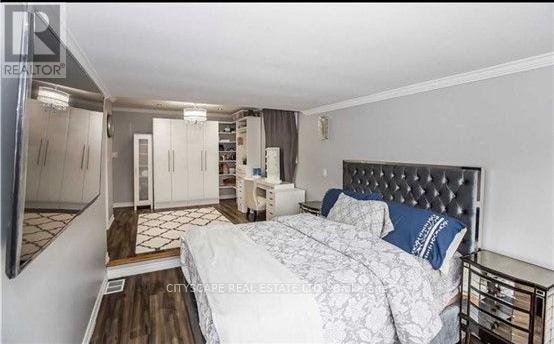 4154 Beacon Lane, Mississauga, ON - Indoor Photo Showing Bedroom