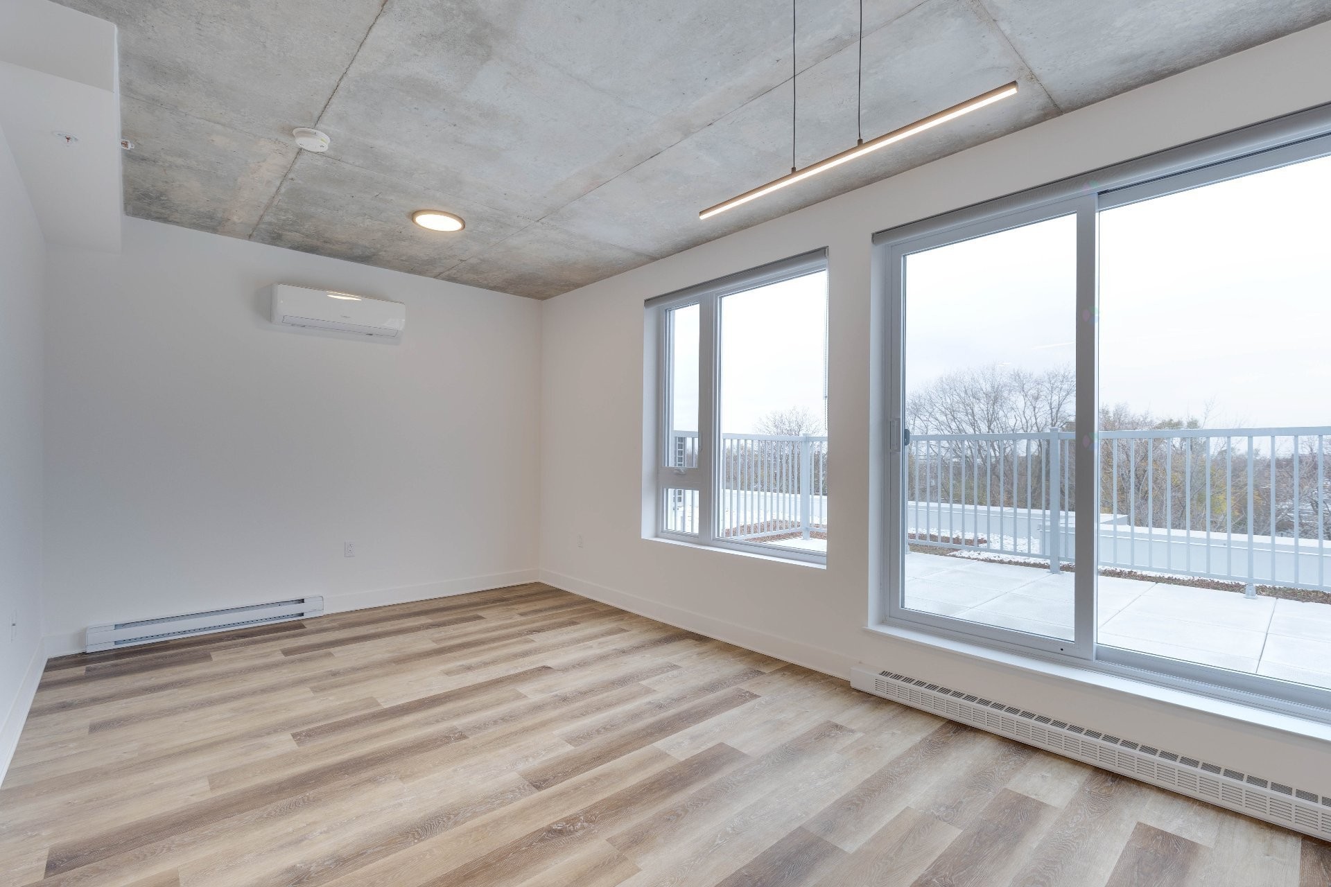 Dining Room - 201-1620 Boul. De La Côte-Vertu, Montréal (Saint-Laurent), QC - Indoor Photo Showing Other Room