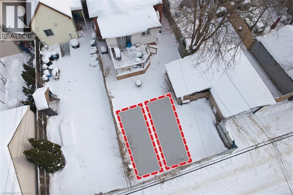 121 Gibson Avenue, Hamilton, ON - Outdoor