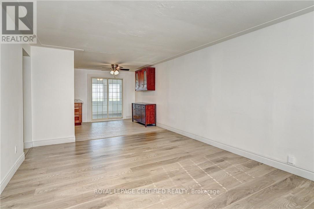 476 Prospect Avenue, Kitchener, ON - Indoor Photo Showing Other Room