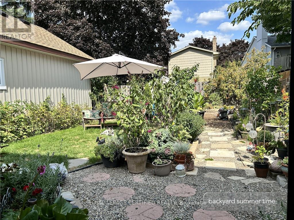 476 Prospect Avenue, Kitchener, ON - Outdoor