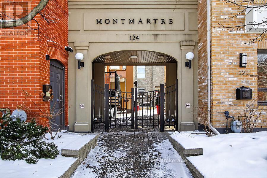 B204 - 124 Guigues Avenue, Ottawa, ON - Outdoor