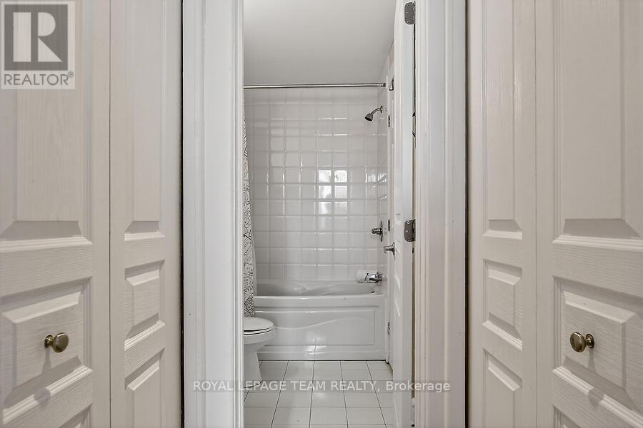 B204 - 124 Guigues Avenue, Ottawa, ON - Indoor