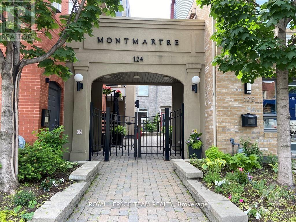 B204 - 124 Guigues Avenue, Ottawa, ON - Outdoor