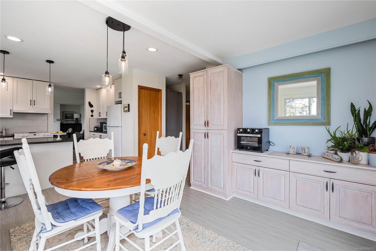 321 Maliview Dr, Salt Spring, BC