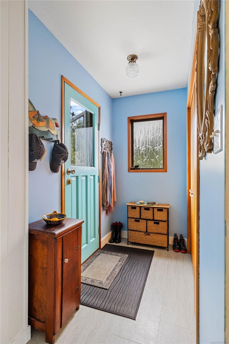 321 Maliview Dr, Salt Spring, BC