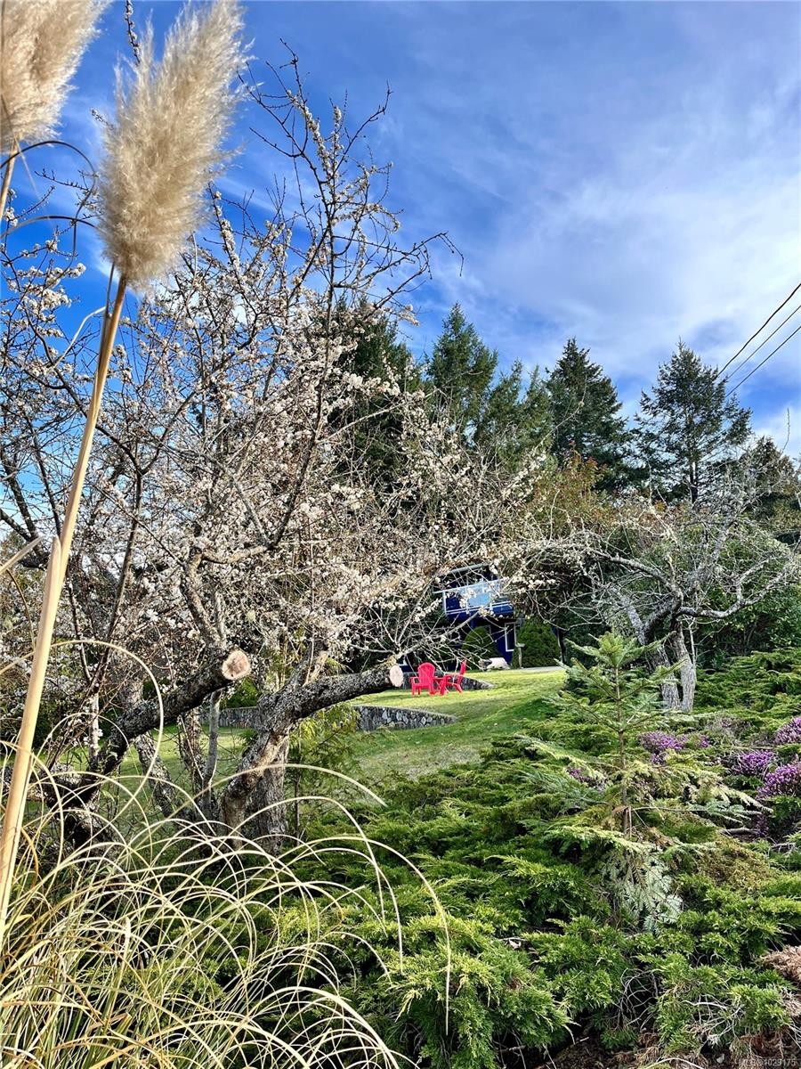 321 Maliview Dr, Salt Spring, BC