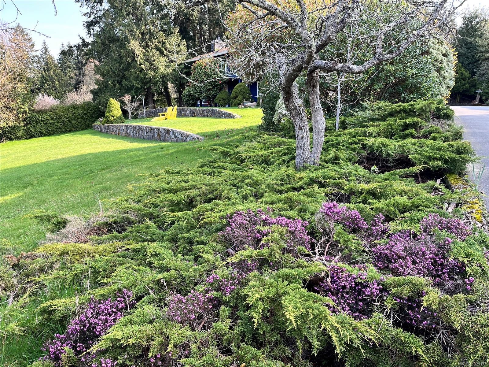 321 Maliview Dr, Salt Spring, BC
