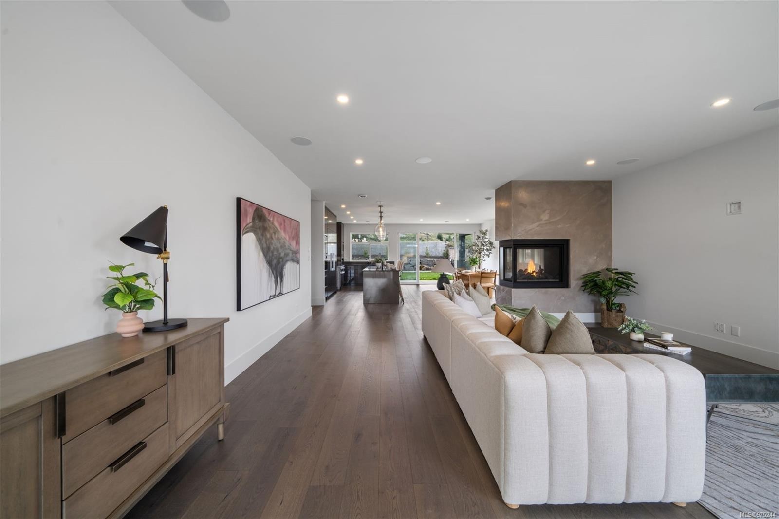 1221 Viewtop Rd, Duncan, BC