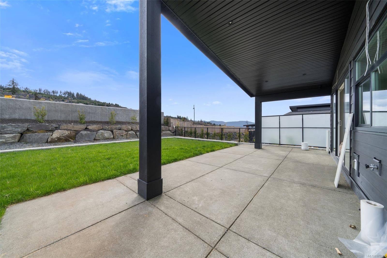 1221 Viewtop Rd, Duncan, BC