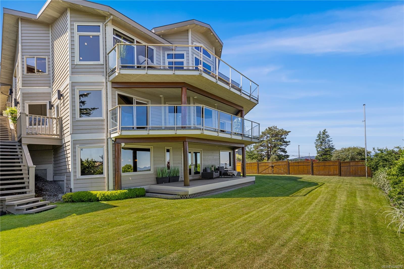 433 Eagle Ridge Rd, Campbell River, BC