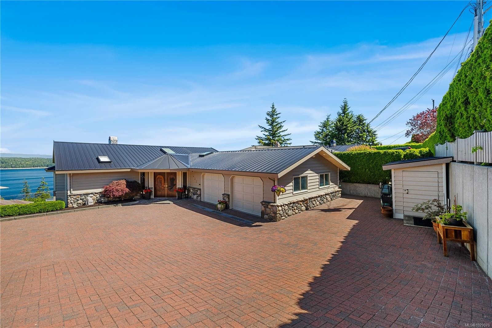 433 Eagle Ridge Rd, Campbell River, BC