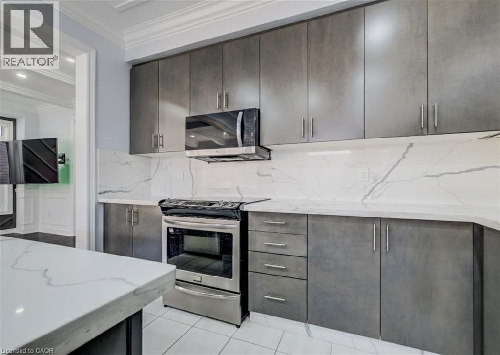 524 Linden Drive, Cambridge, ON - Indoor Photo Showing Kitchen