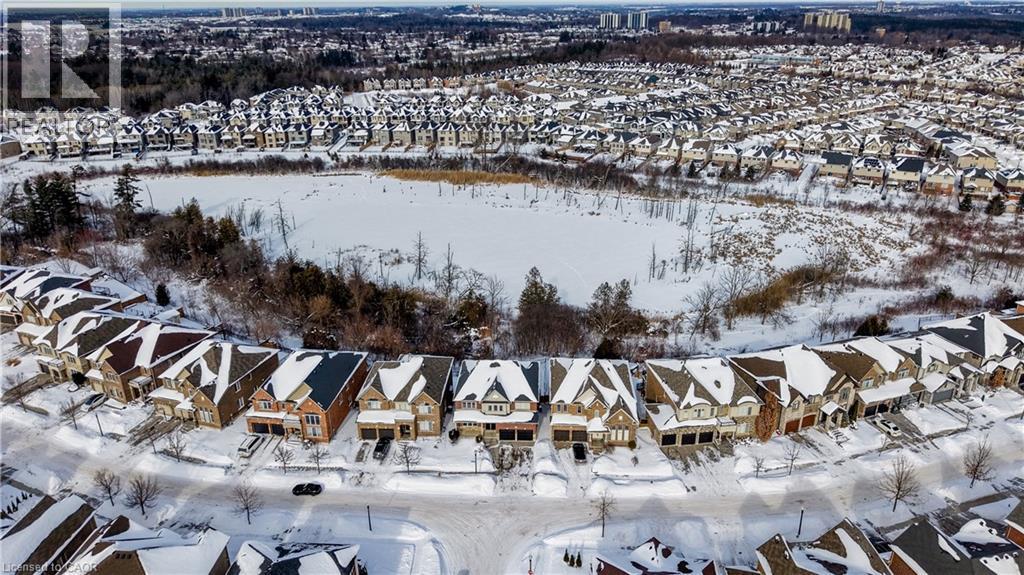 268 Evens Pond Crescent, Kitchener, ON - Outdoor With View