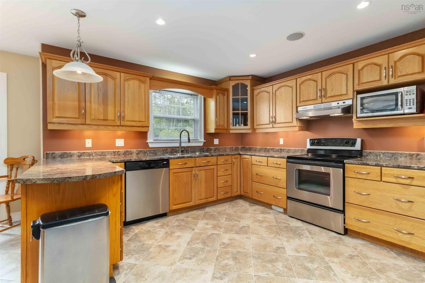 16 Valerie Court, Windsor Junction, NS