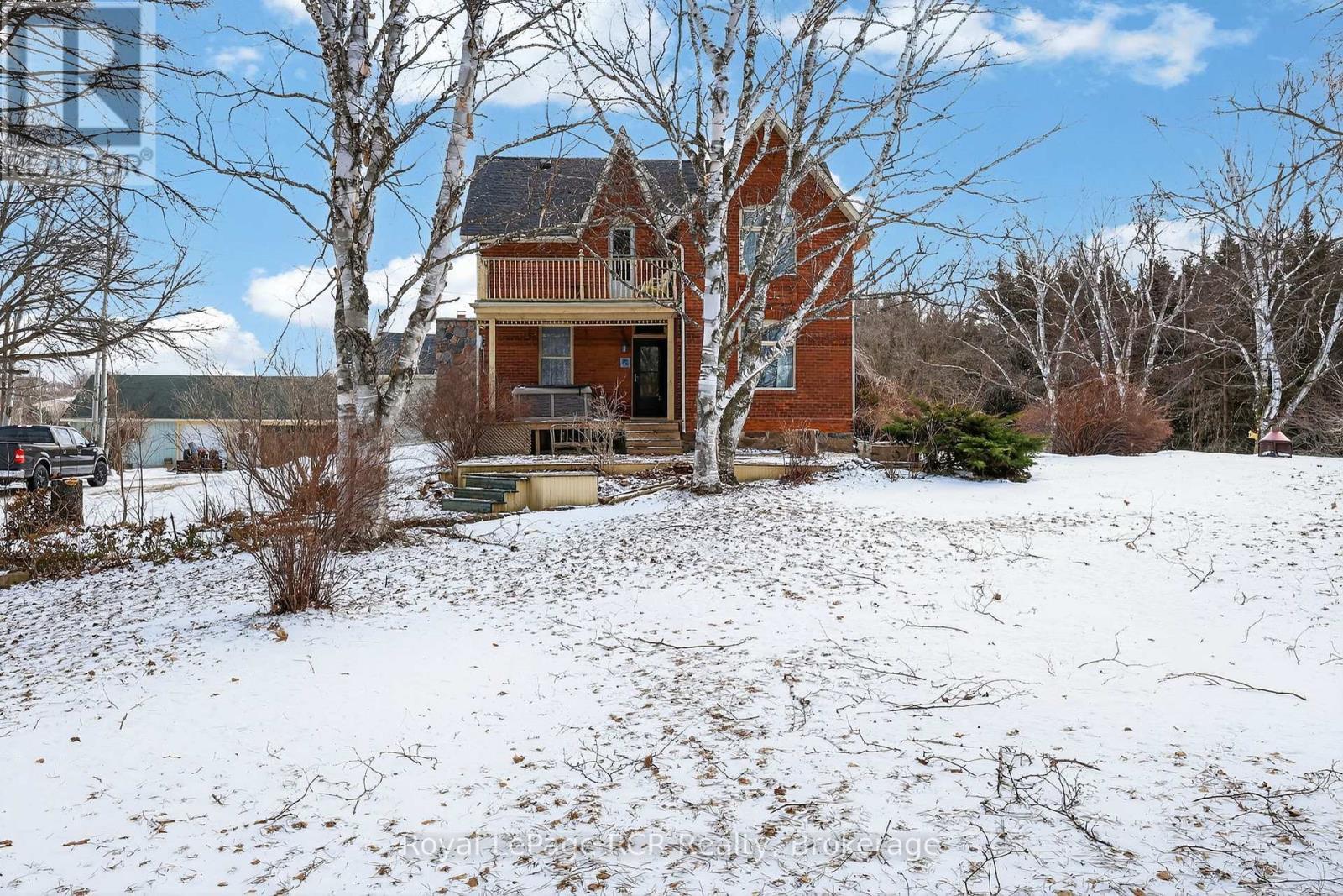 2553 County Road 42, Clearview, ON - Outdoor