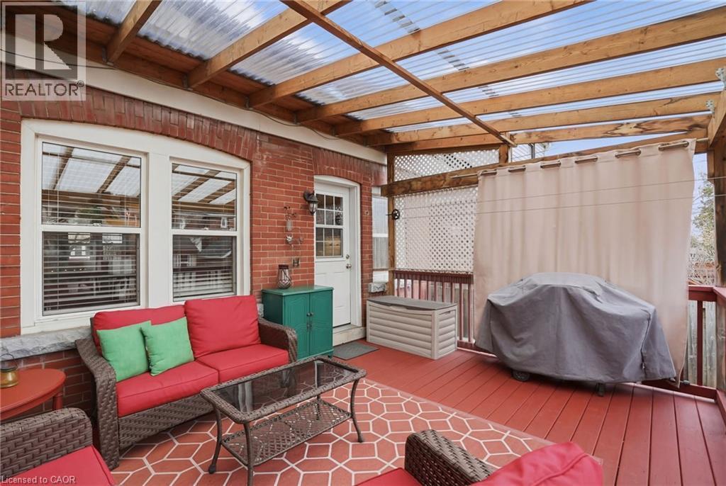 223 Park Row S, Hamilton, ON - Outdoor With Deck Patio Veranda With Exterior