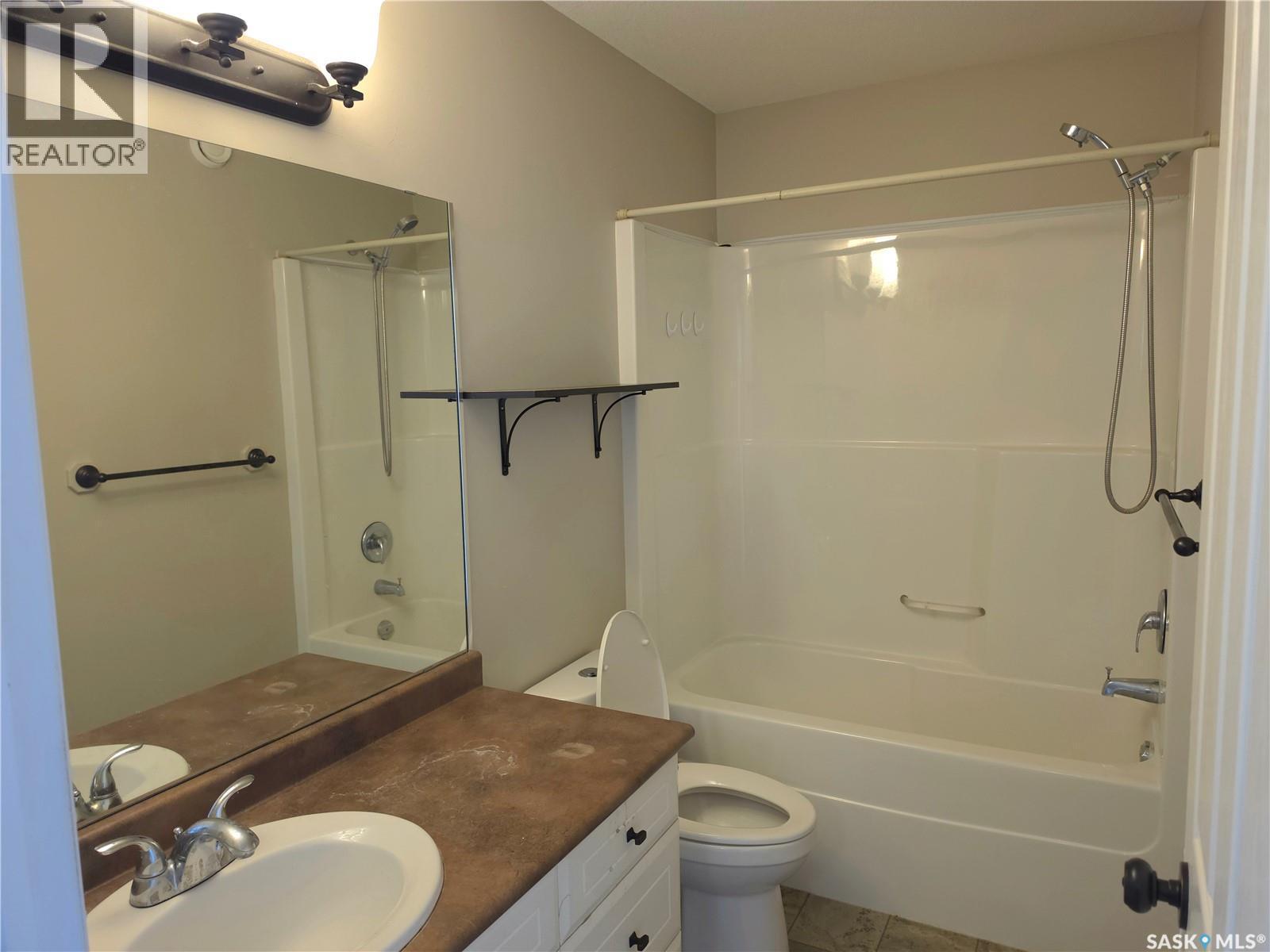 2955 Mcclocklin Road, Saskatoon, SK - Indoor Photo Showing Bathroom