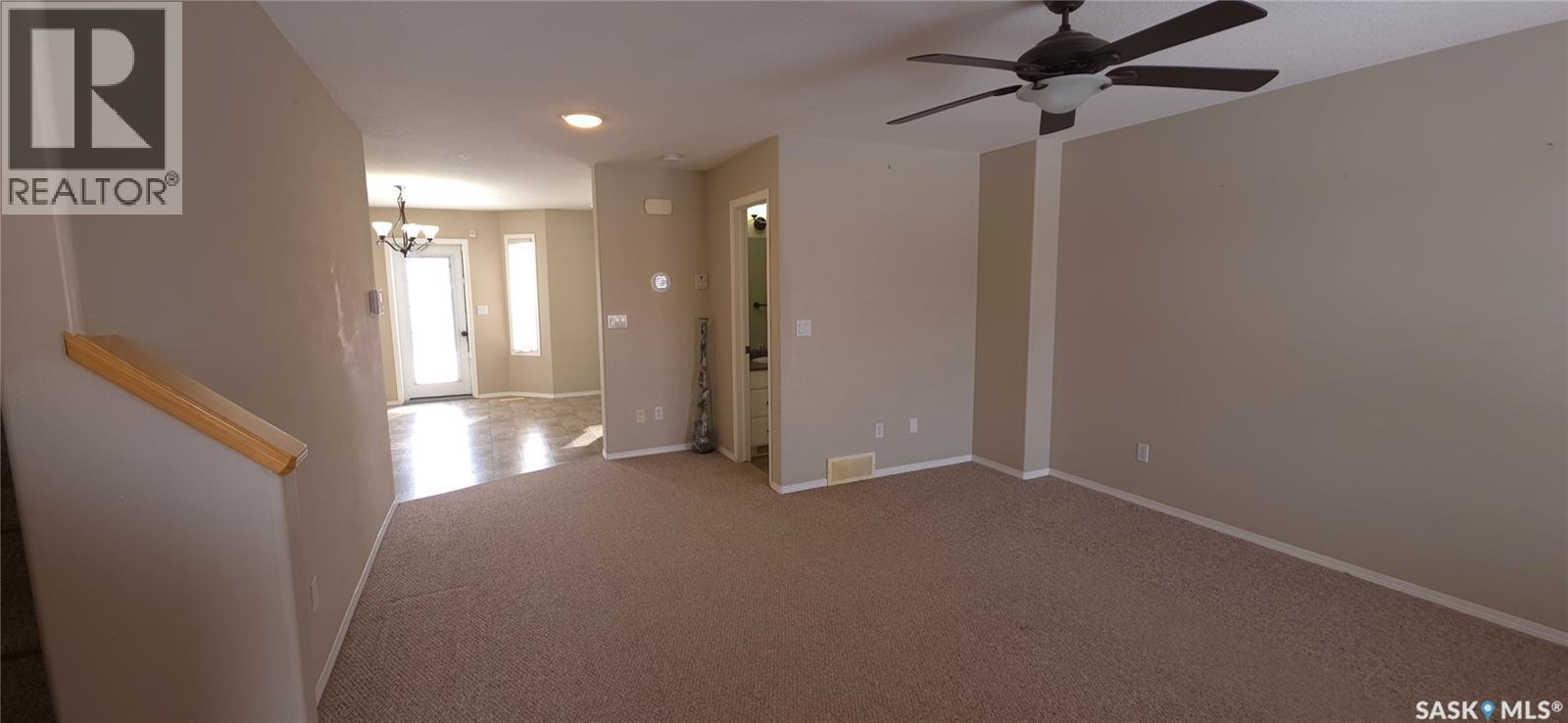 2955 Mcclocklin Road, Saskatoon, SK - Indoor Photo Showing Other Room