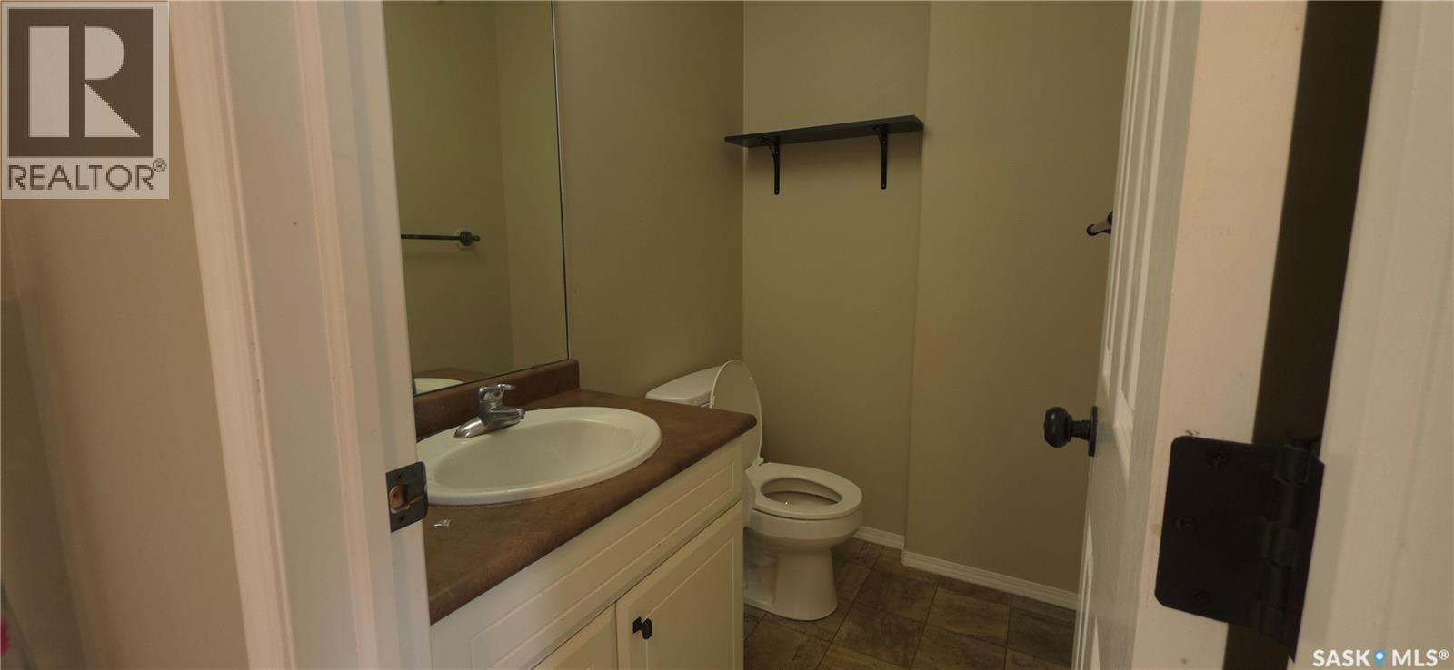 2955 Mcclocklin Road, Saskatoon, SK - Indoor Photo Showing Bathroom