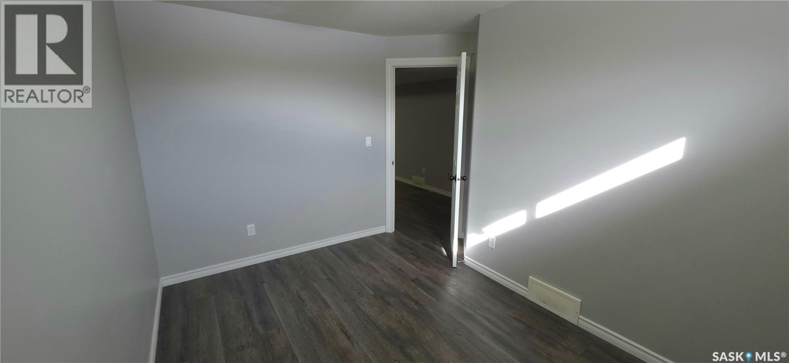 2955 Mcclocklin Road, Saskatoon, SK - Indoor Photo Showing Other Room
