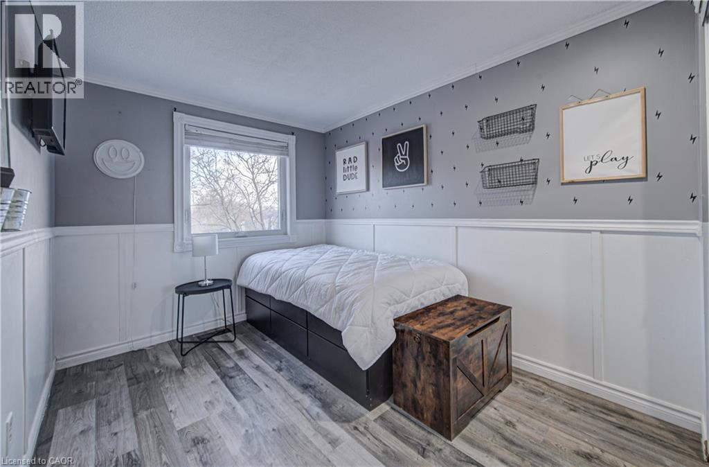 150 Glamis Road, Cambridge, ON - Indoor Photo Showing Bedroom