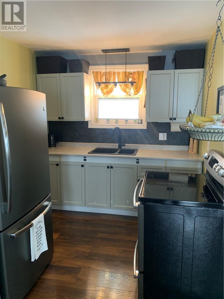 5 Algoma, Webbwood, ON - Indoor Photo Showing Kitchen With Double Sink