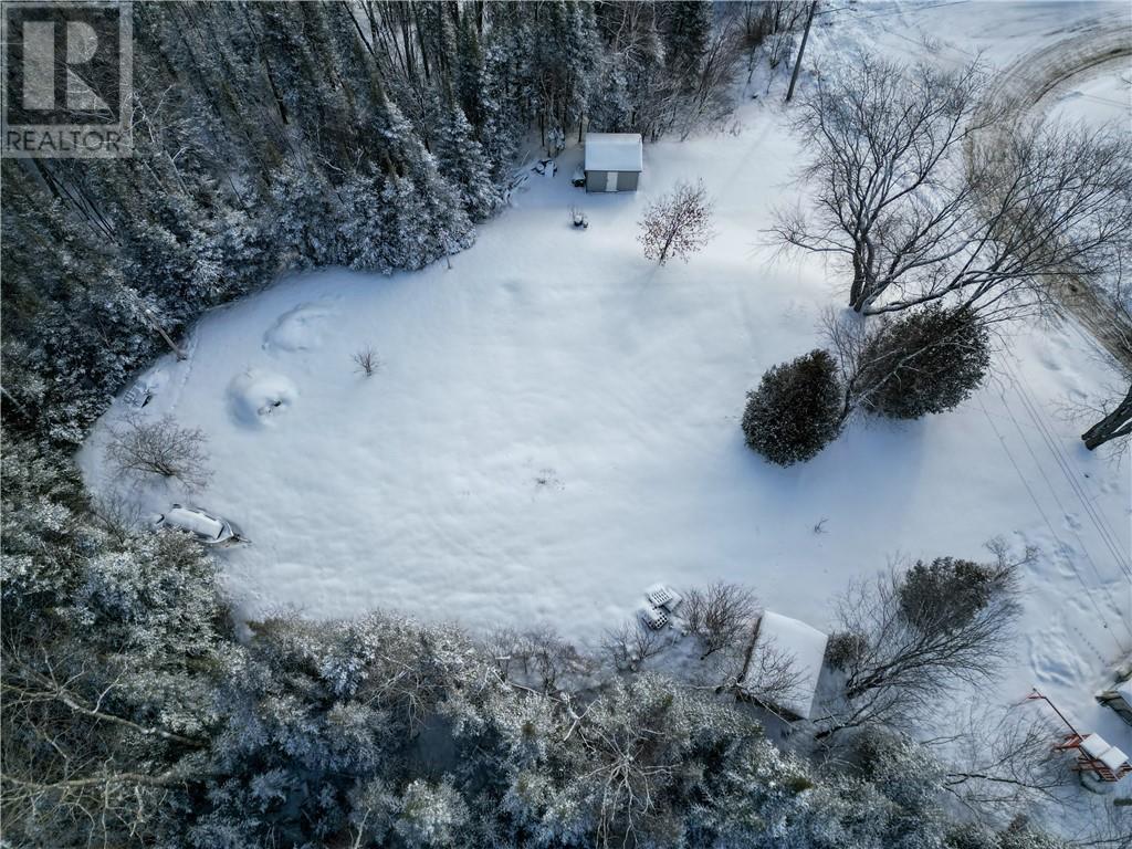 6 Gill Crescent, Onaping, ON