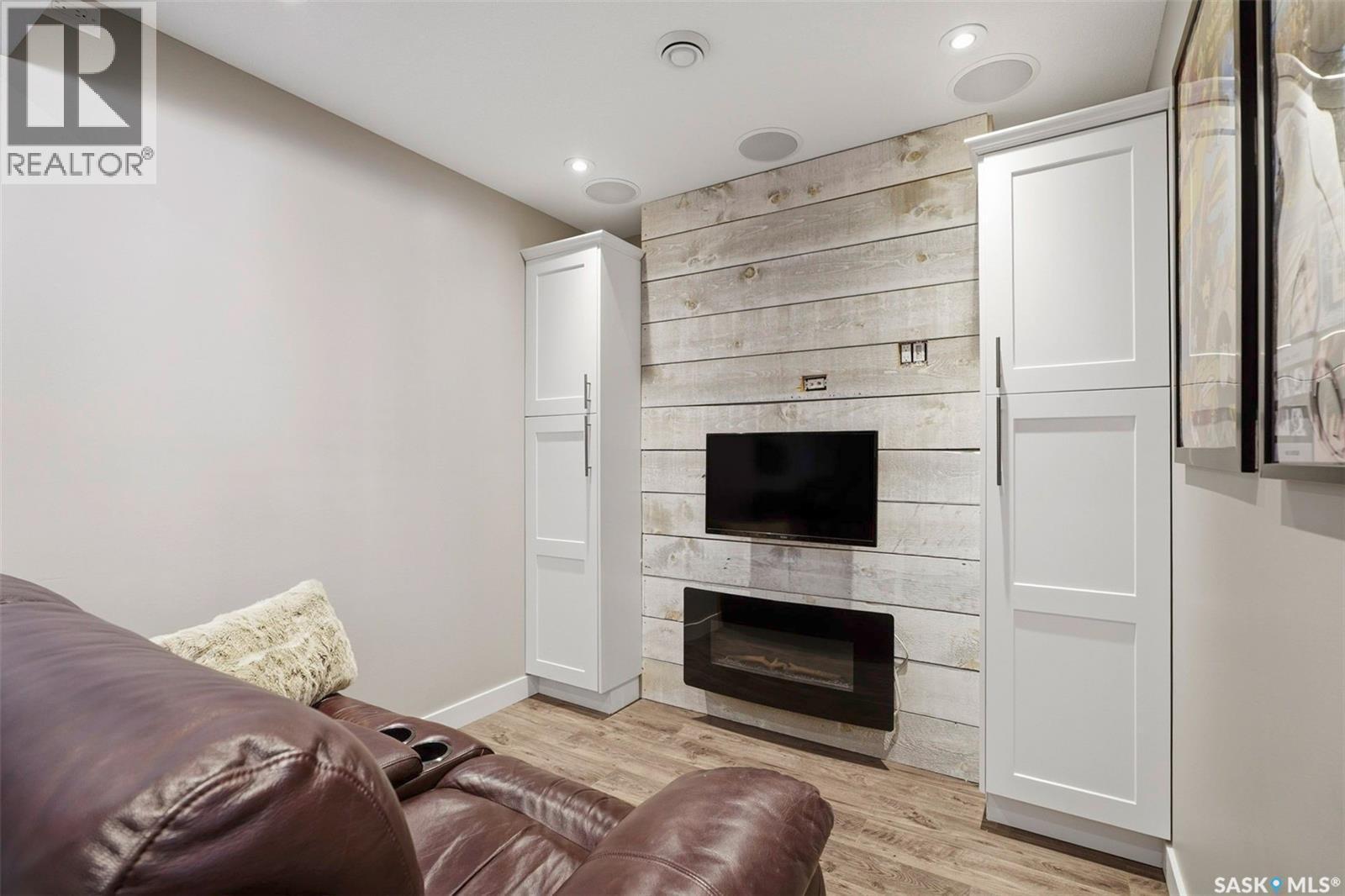 516 Atton Lane, Saskatoon, SK - Indoor With Fireplace
