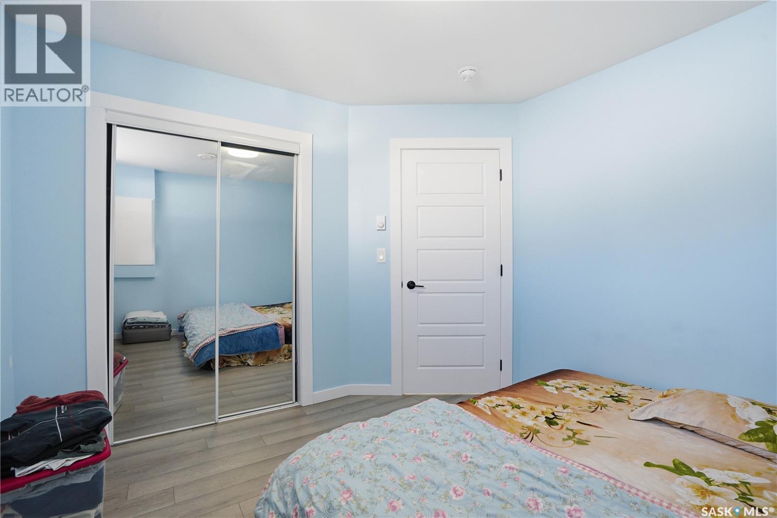 360 Barrett Street, Saskatoon, SK - Indoor Photo Showing Bedroom