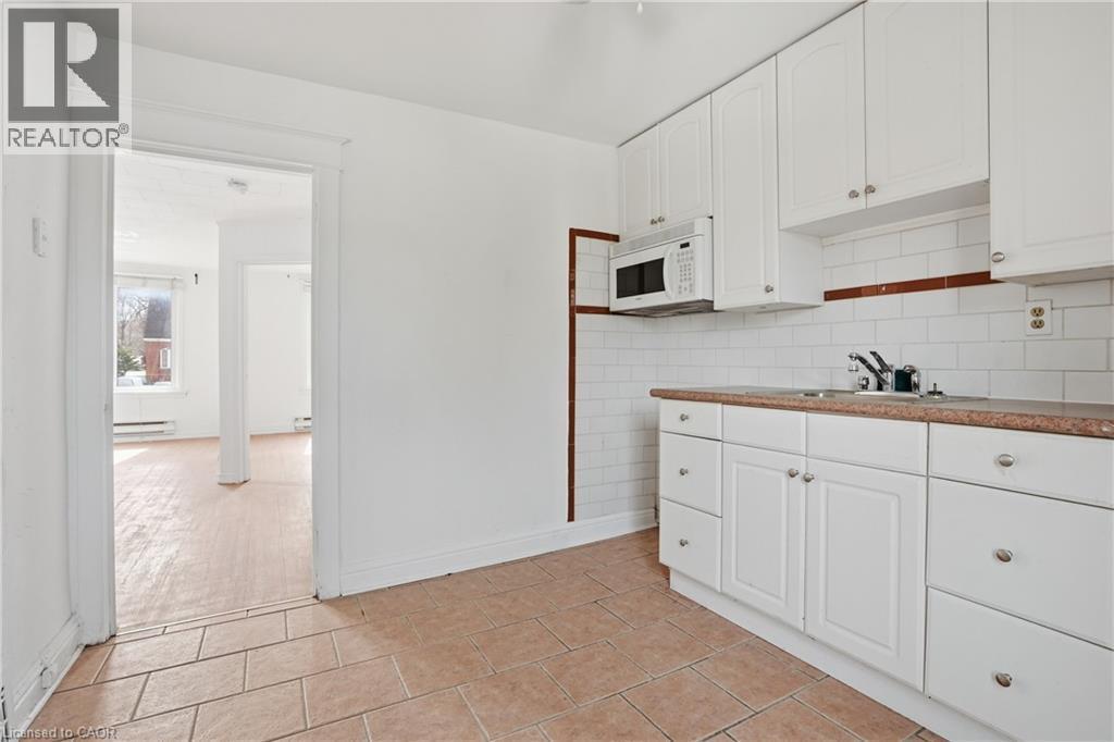 1345 Main Street, Hamilton, ON