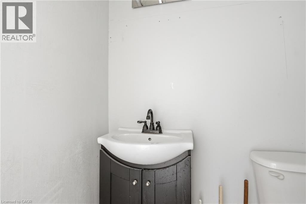 1345 Main Street, Hamilton, ON