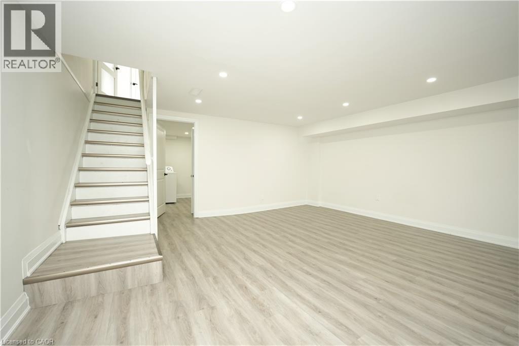 140 Jansen Avenue, Kitchener, ON - Indoor Photo Showing Other Room