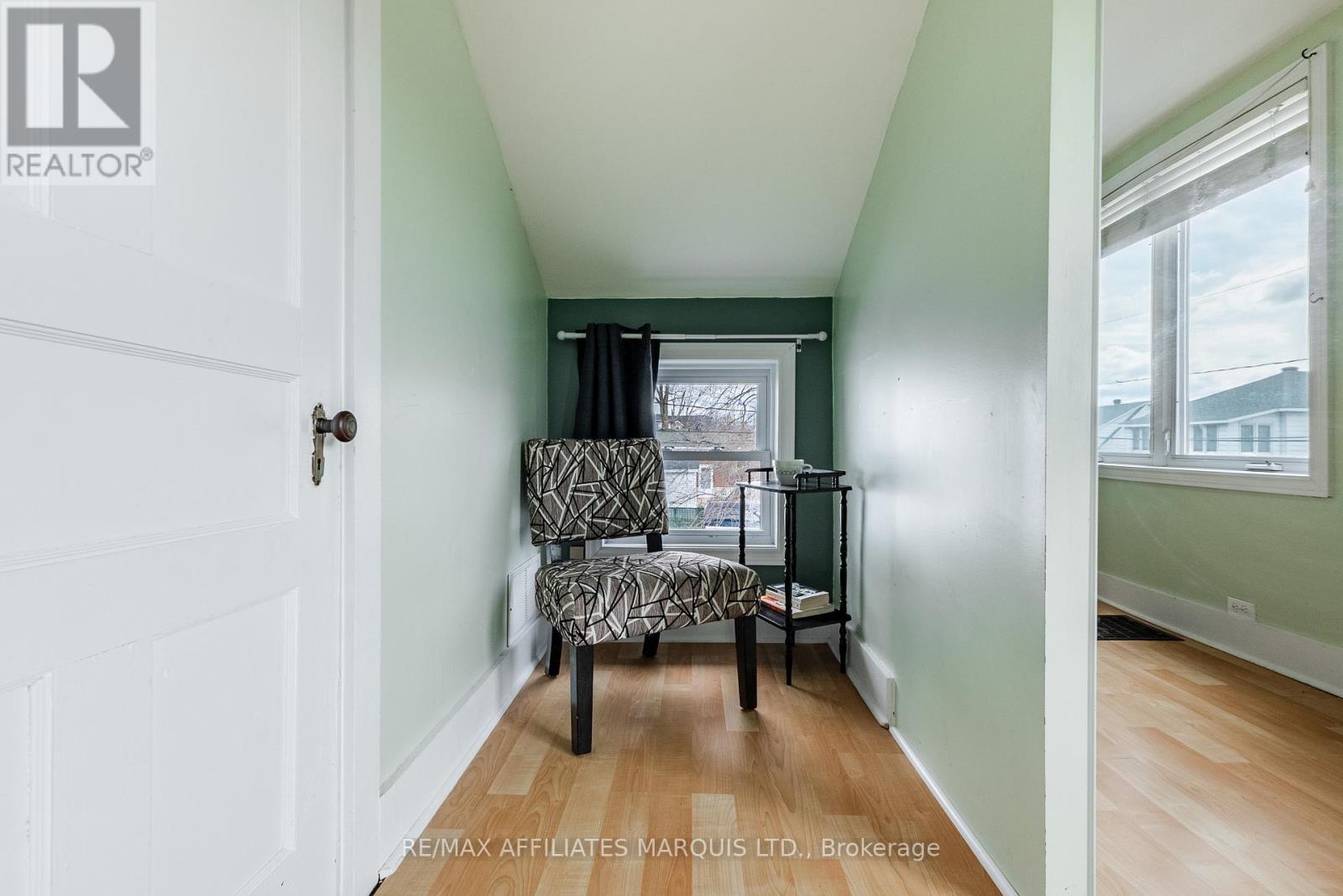 323 8Th Street E, Cornwall, ON - Indoor