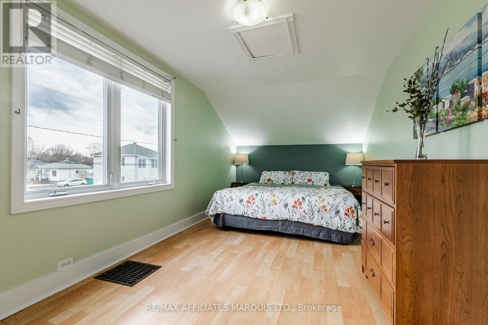 323 8Th Street E, Cornwall, ON - Indoor Photo Showing Bedroom