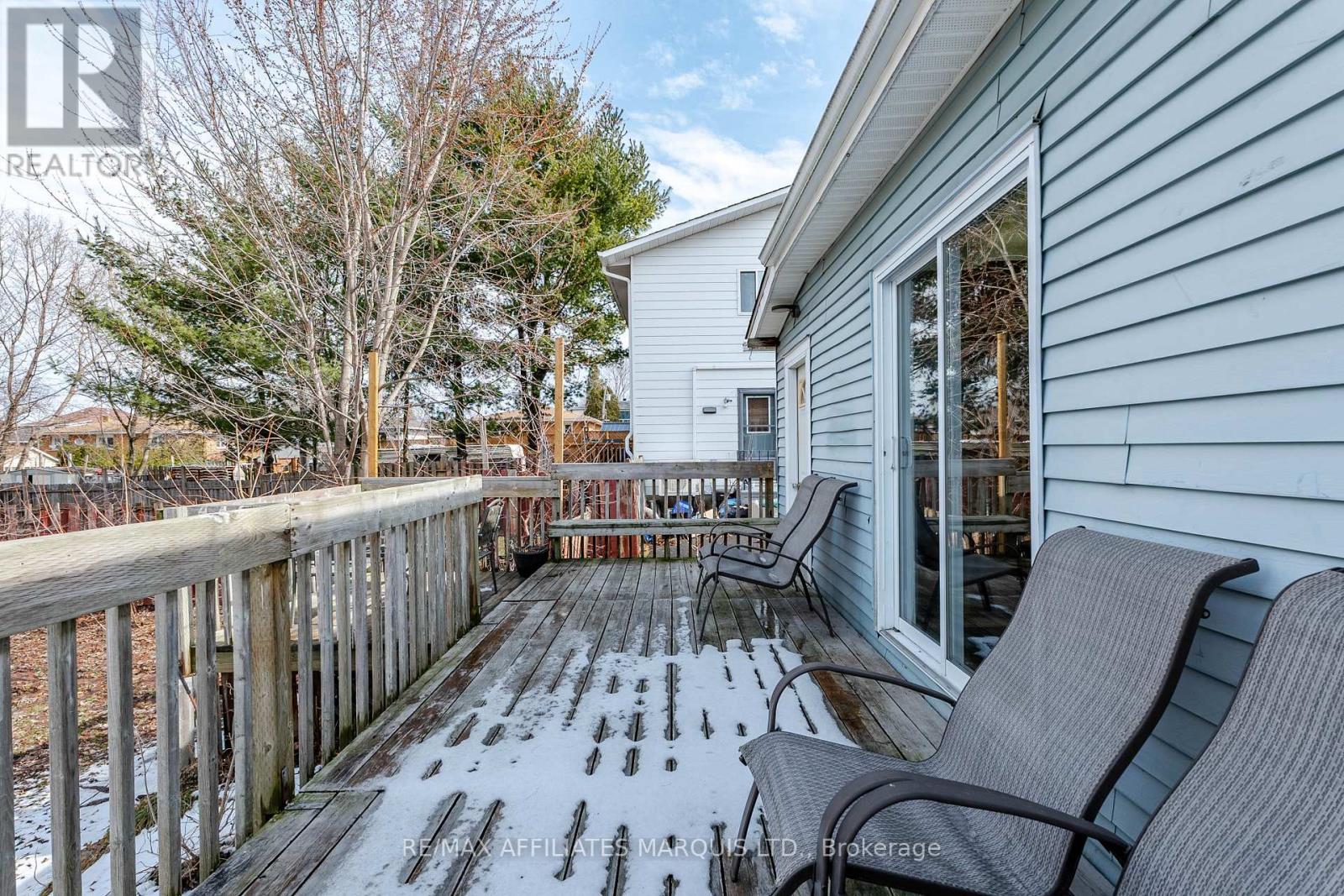 323 8Th Street E, Cornwall, ON - Outdoor With Deck Patio Veranda With Exterior