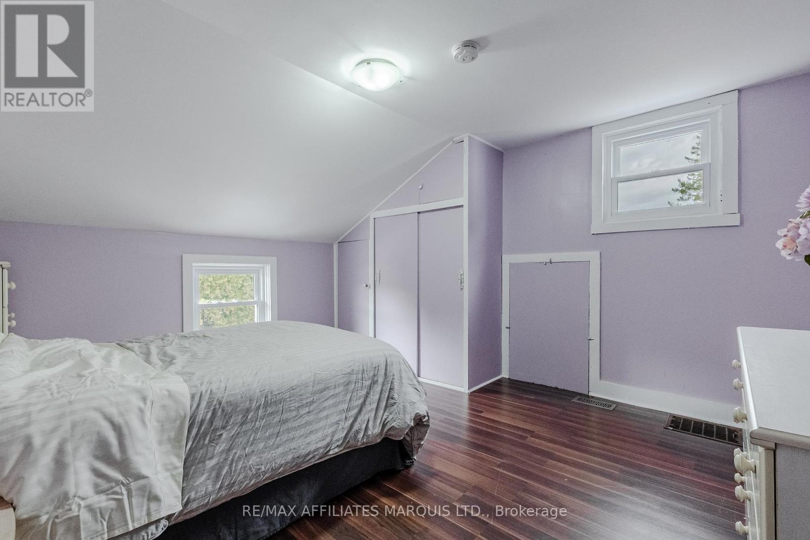 323 Eighth Street E, Cornwall, ON - Indoor Photo Showing Bedroom
