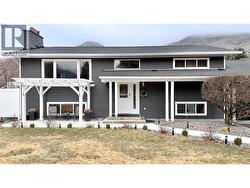 461 Eighth Avenue Midway, BC V0H 1M0