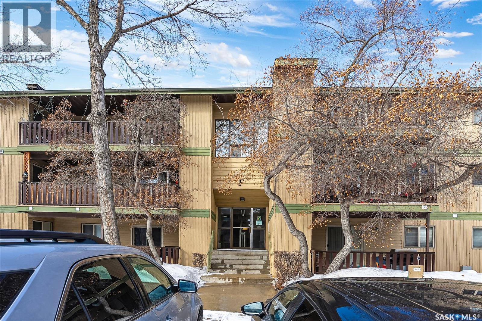 304F 1121 Mckercher Drive, Saskatoon, SK - Outdoor