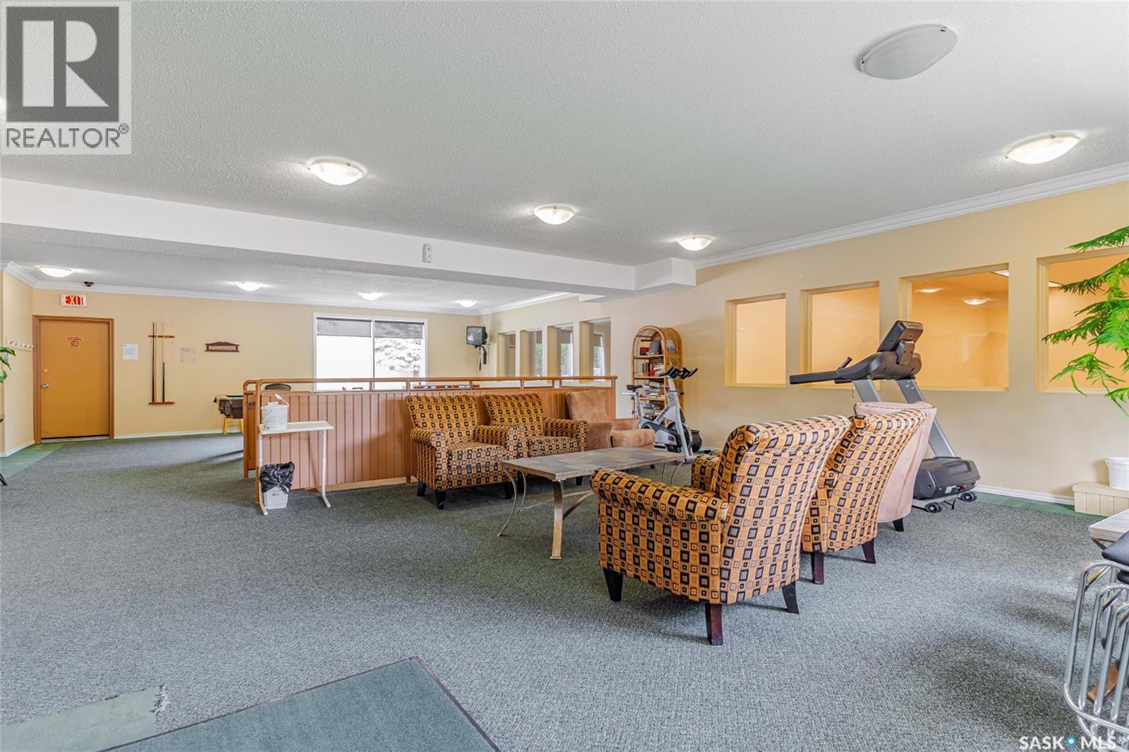 304F 1121 Mckercher Drive, Saskatoon, SK - Indoor