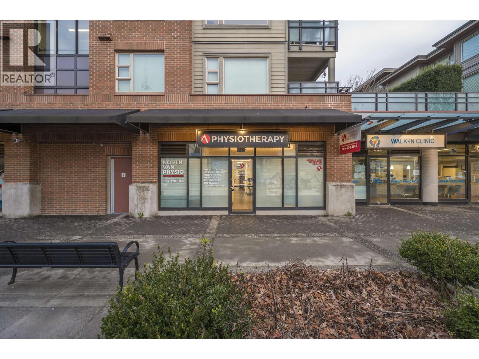 702 1150 Marine Drive, North Vancouver, BC