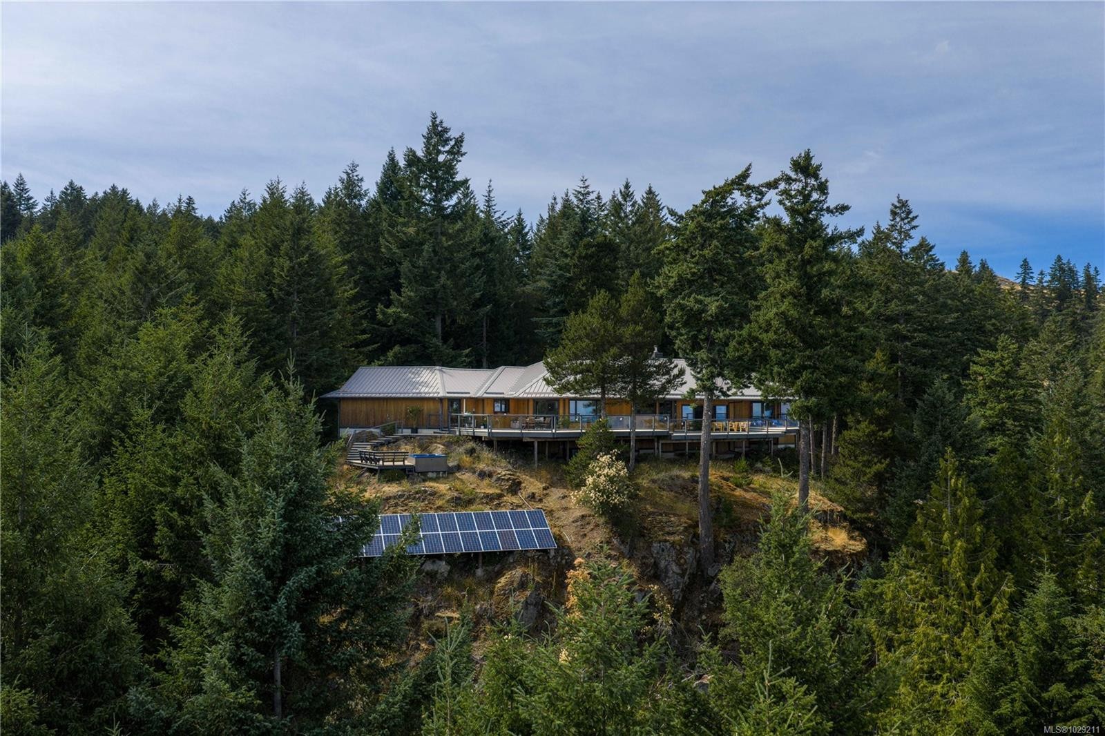 253 Chilton Rd, Salt Spring, BC