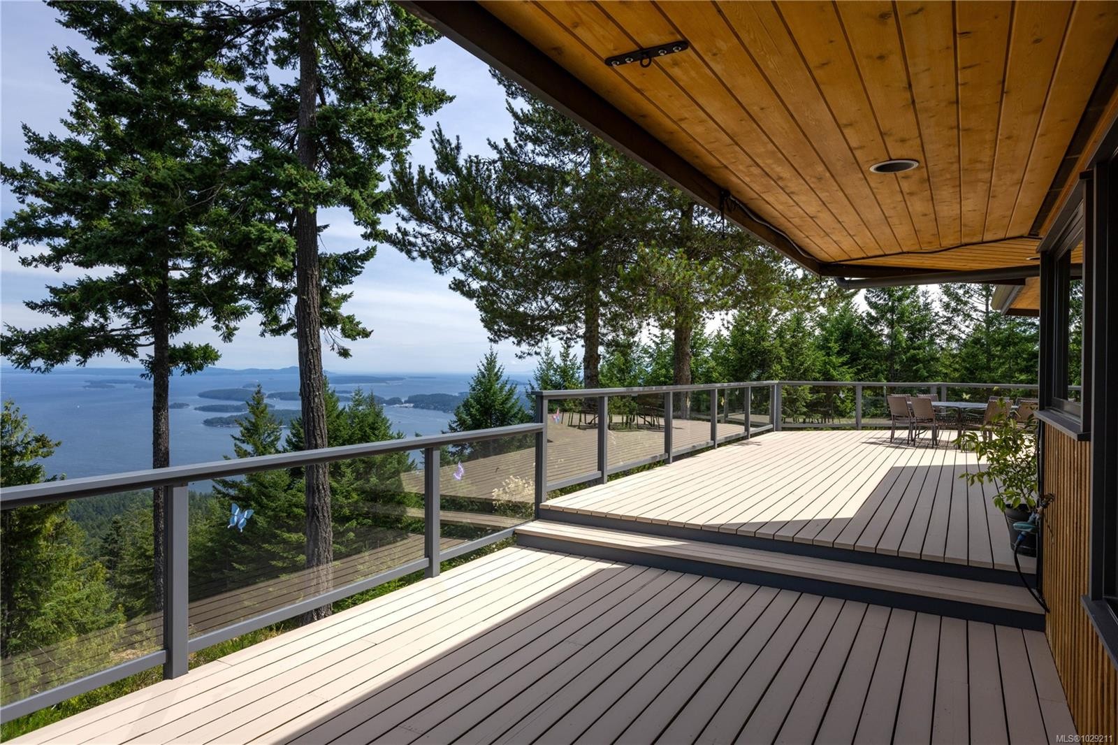 253 Chilton Rd, Salt Spring, BC