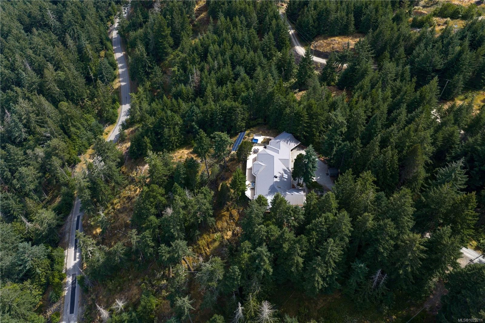 253 Chilton Rd, Salt Spring, BC