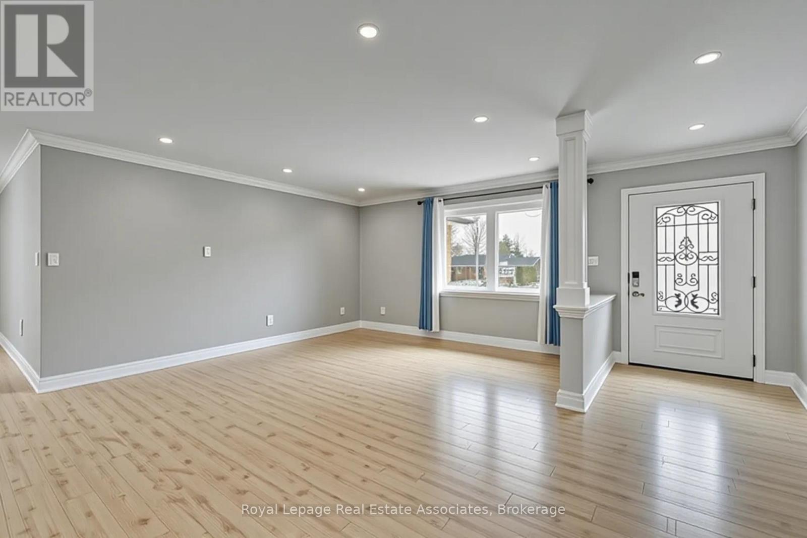 44 Mcclellan Road, Caledon, ON - Indoor Photo Showing Other Room